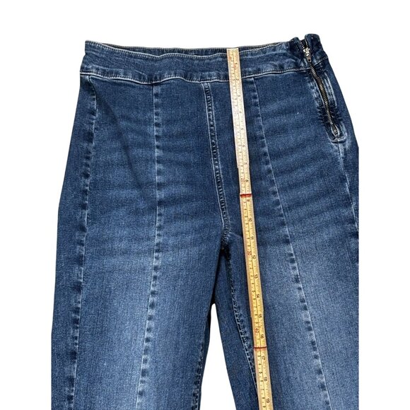 Forever 21 Womens High-Waisted Flared Blue Denim Jeans With Side Zipper - Picture 8 of 8